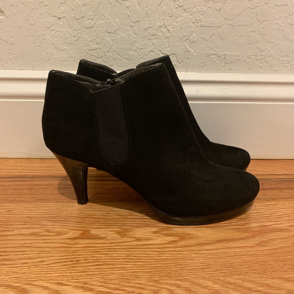Size 10 Bandolino Booties